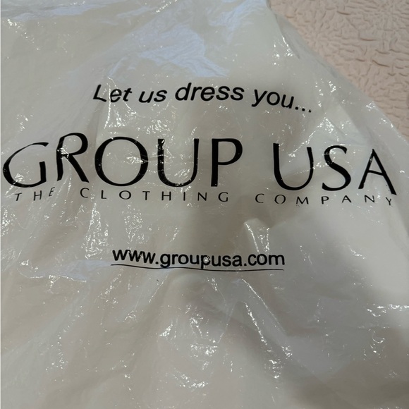 Above knee dress with beautiful flowy outer shear and embellished bodice. - Picture 5 of 5